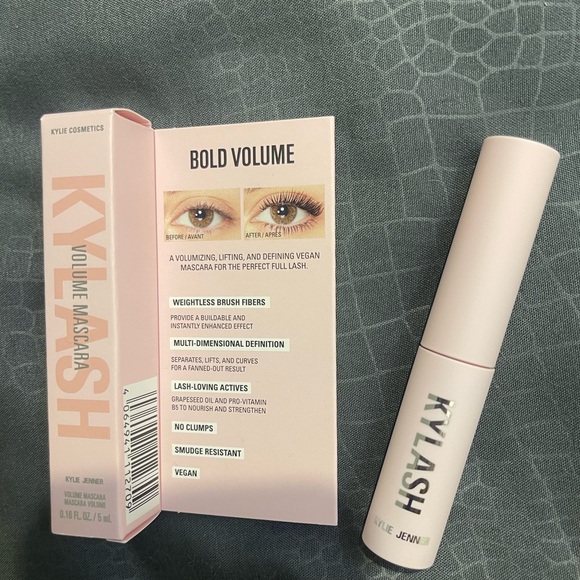 Kylie Skin - Picture 3 of 3